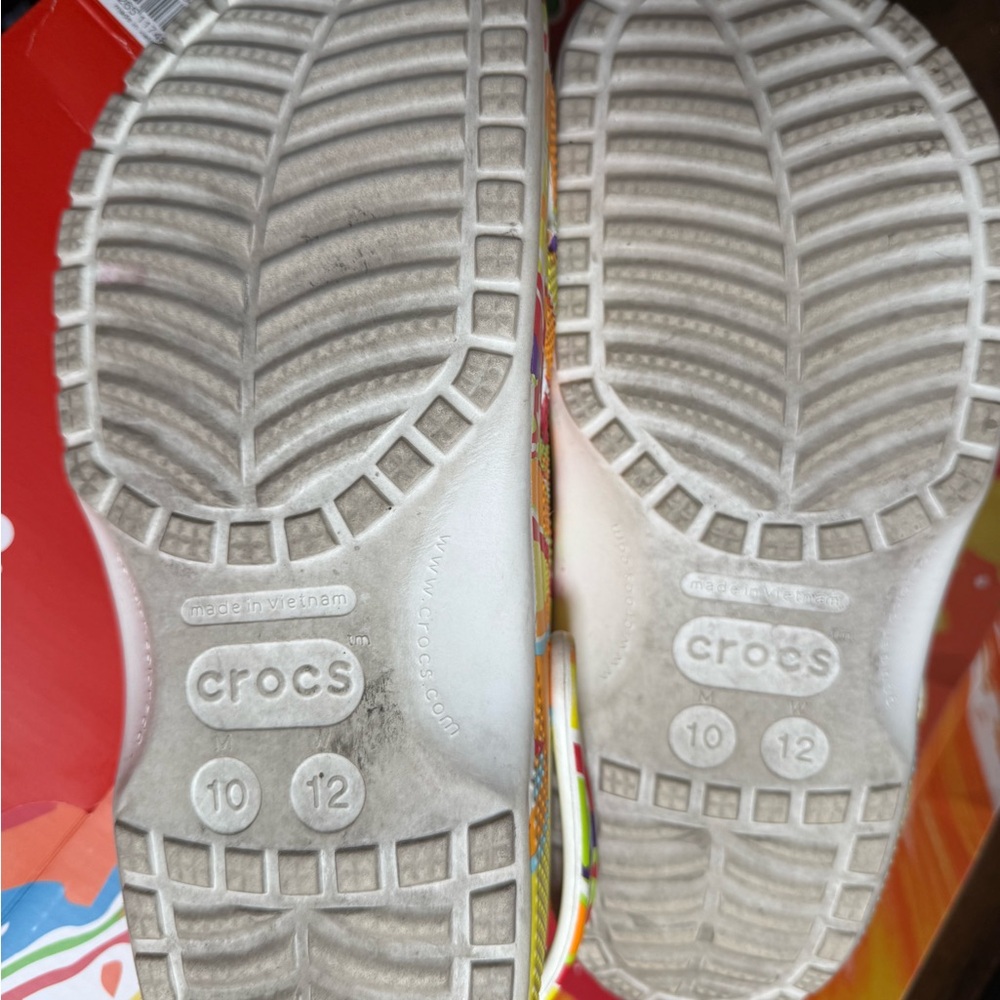 Crocs Trix Clogs, Limited Editition - image 3
